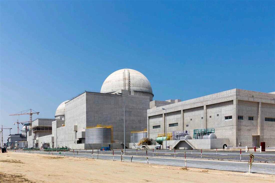 Ataques con drones a planta nuclear de Emiratos Árabes Unidos resaltan riesgo de guerra renovada