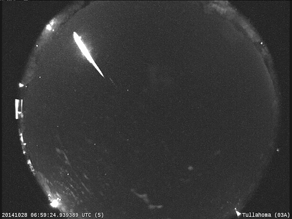 This 2014 image provided by NASA shows a Taurid fireball recorded at the NASA All Sky Fireball Network station in Tullahoma, Tenn. (AP)