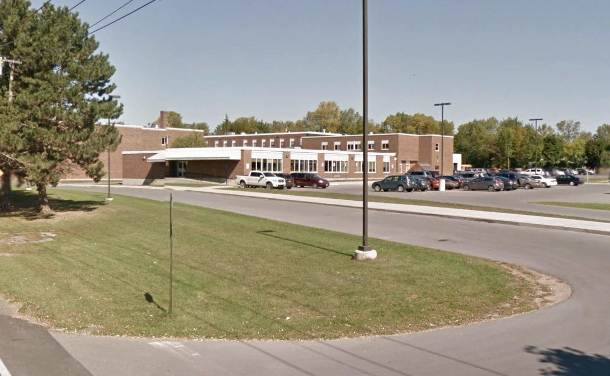 Three students will return to Sackets Harbor Central School after their community in northern New York called for authorities to release the family, arrested by federal agents in late March.