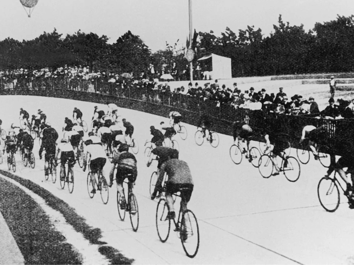 The International Olympic Committee agreed this week to reassign credit for Lloyd Hildebrand’s silver medal in the men's cycling 25 km race at the 1900 Olympics from Britain to France.