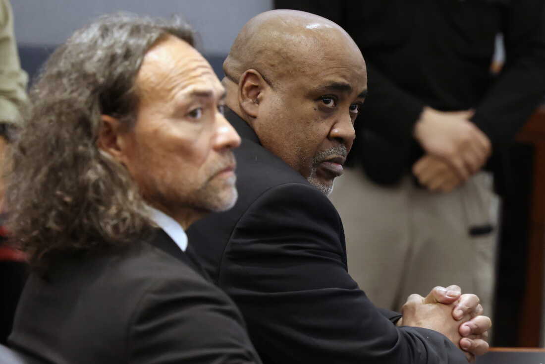 Duane Davis, right, and his attorney Michael Sanft sit in a courtroom after a jury found Davis guilty of first-degree murder in his trial related to the 1996 killing of rapper Tupac Shakur, at Clark County District Court Regional Justice Center, Monday, Aug. 31, 2026, in Las Vegas.