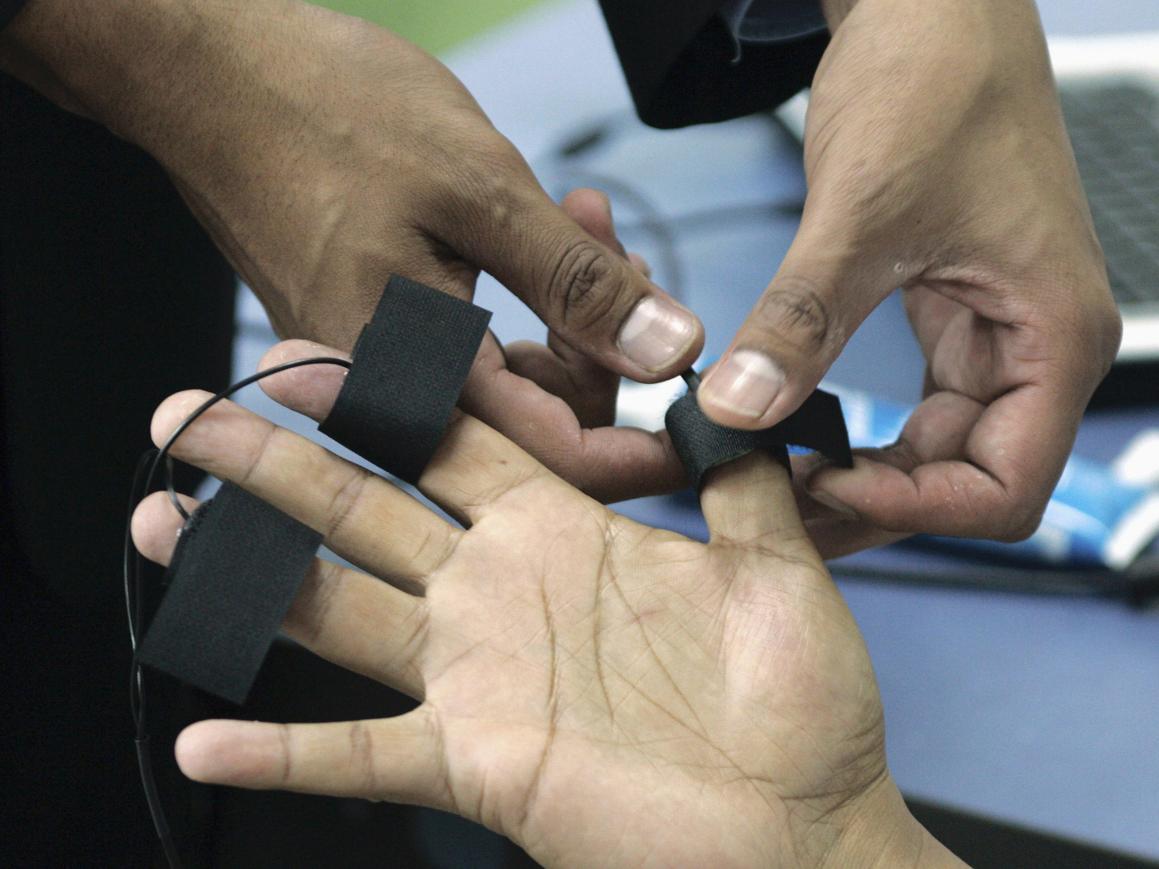 Hand Polygraph The FBI and other agencies are using polygraphs to find leakers. But do ...