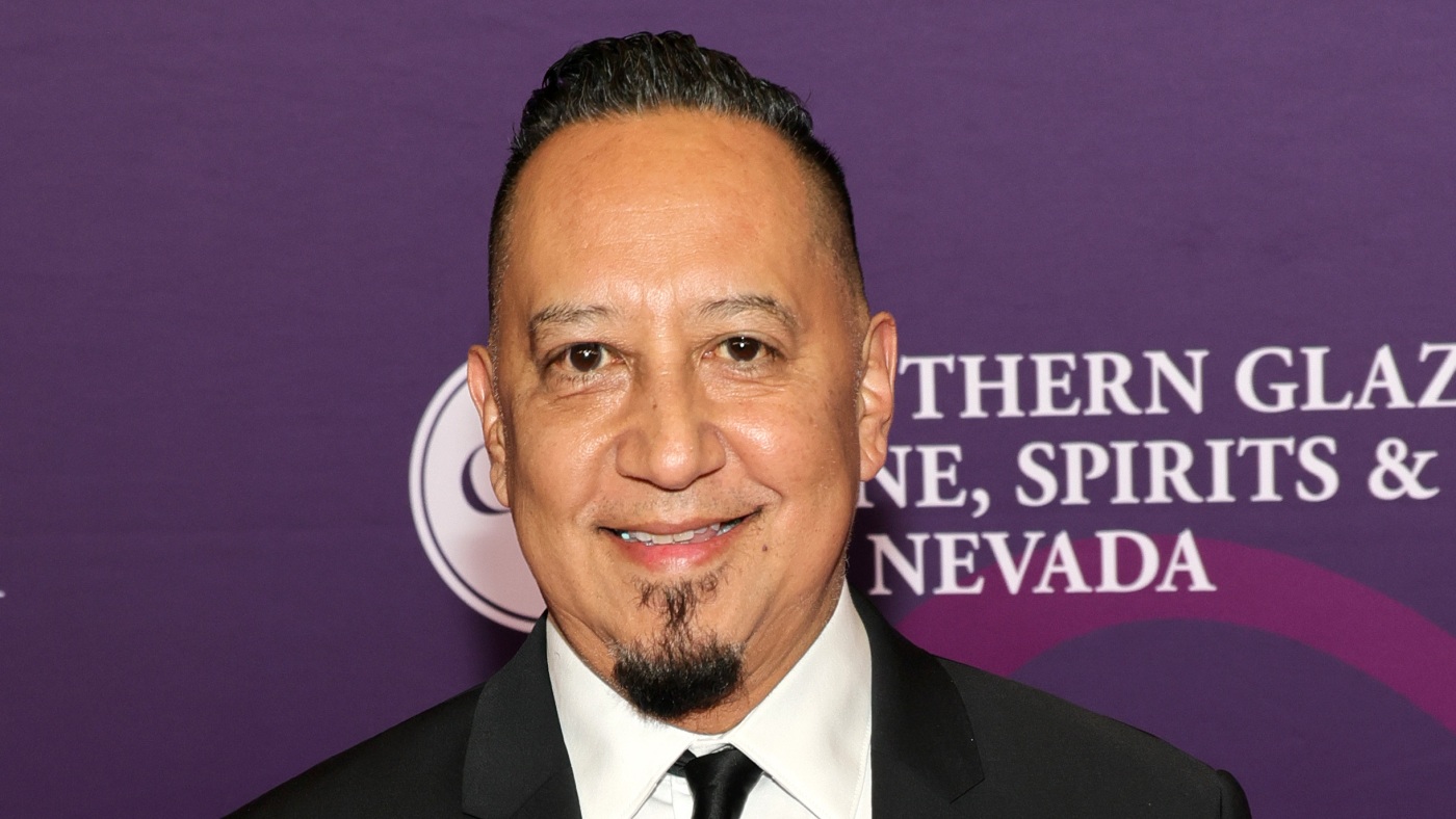 Cleto Escobedo III, who led Jimmy Kimmel’s house band, dies at 59 Cleto Escobedo III, who led Jimmy Kimmel’s house band, dies at 59