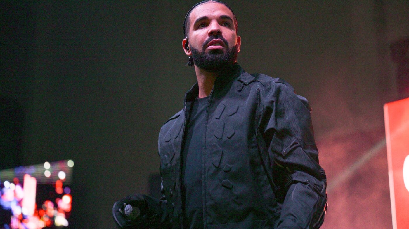 New Drake lawsuit claims his label pushed ‘Not Like Us’ diss to defame him : NPR New Drake lawsuit claims his label pushed ‘Not Like Us’ diss to defame him : NPR