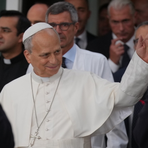 Pope Leo XIV, followed by surgeon Stefano Margaritora, leaves Rome's Agostino Gemelli Polyclinic on Saturday.