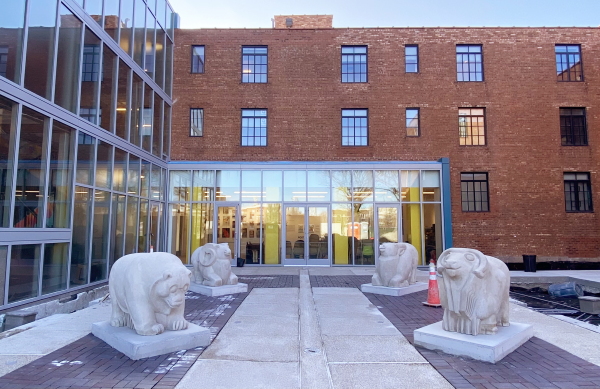 The Edgar Miller animal court outside of the museum entrance.