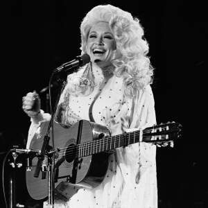 UNITED STATES - JANUARY 01: Photo of Dolly PARTON (Photo by Richard E. Aaron/Redferns)