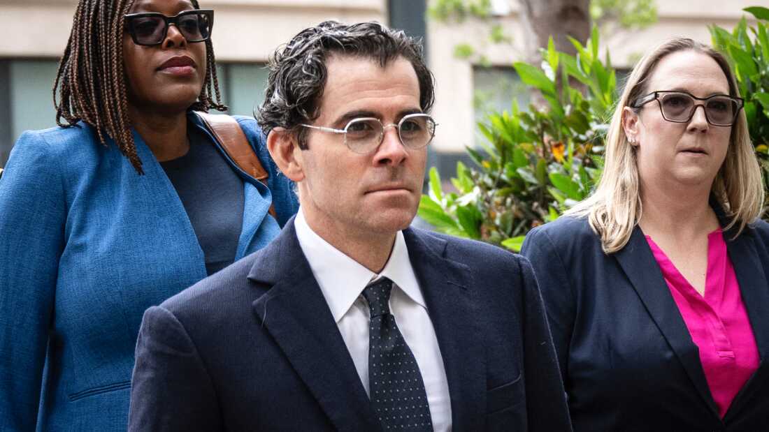 Adam Mosseri (C), head of Instagram, arrives at the Ronald V. Dellums Federal Building & United States Courthouse as Meta is on trial over social media addiction in Oakland, California, on August 25, 2026. A coalition of US states is seeking around $200 billion in damages against Meta, which they accuse of intentionally designing Facebook and Instagram to be addictive for children, in a landmark trial. (Photo by Karl Mondon / AFP via Getty Images)