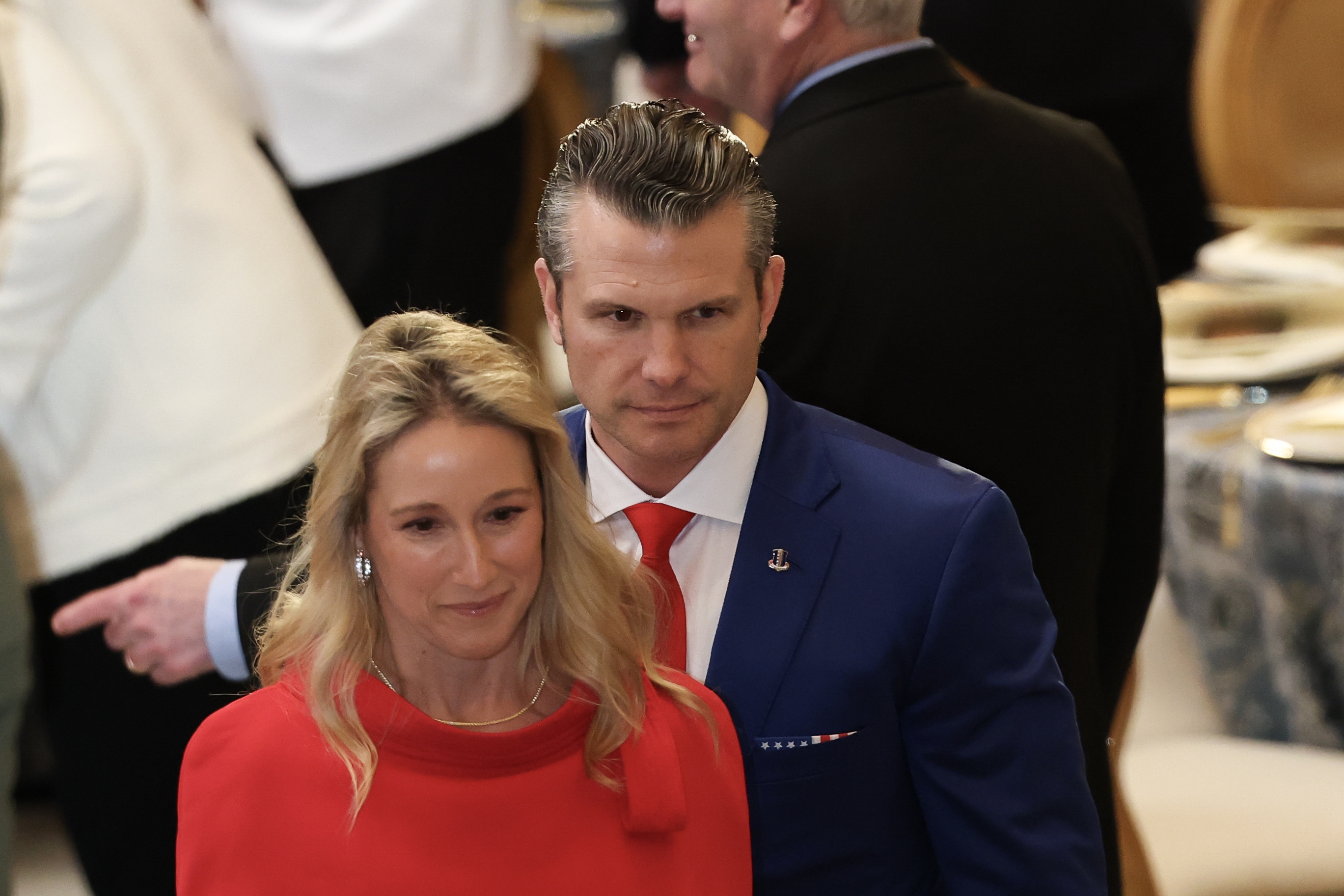 Fox News to Trump's White House: new president taps 19 people with network ties : NPR