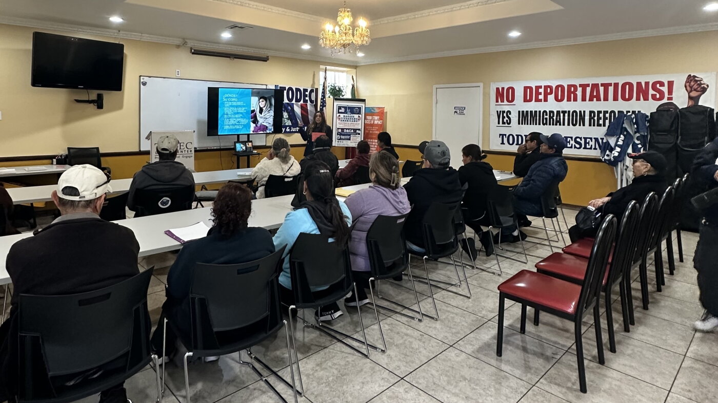 Inside a know-your-rights training for immigrants : NPR