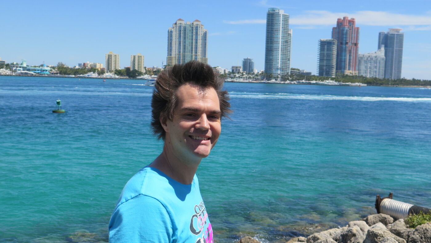 Underwater camera documents daily life on a Miami coral reef : NPR