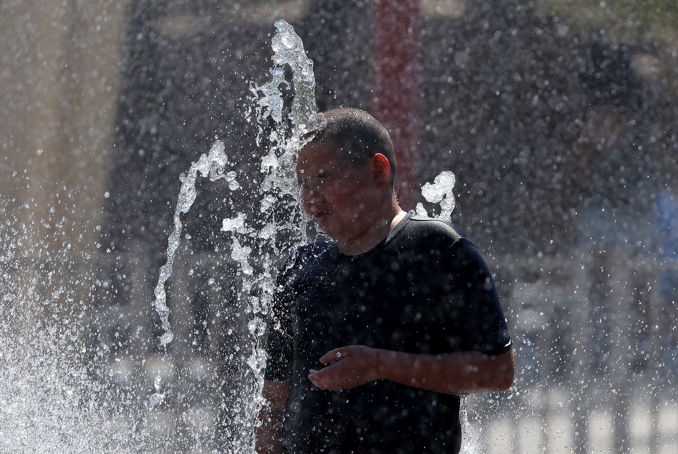 First Heat Wave Of The Season Hits Arizona