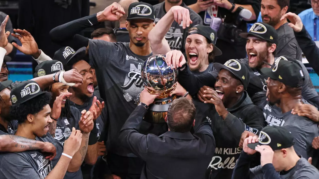 San Antonio Spurs win the West, beating Oklahoma City Thunder to head to NBA Finals