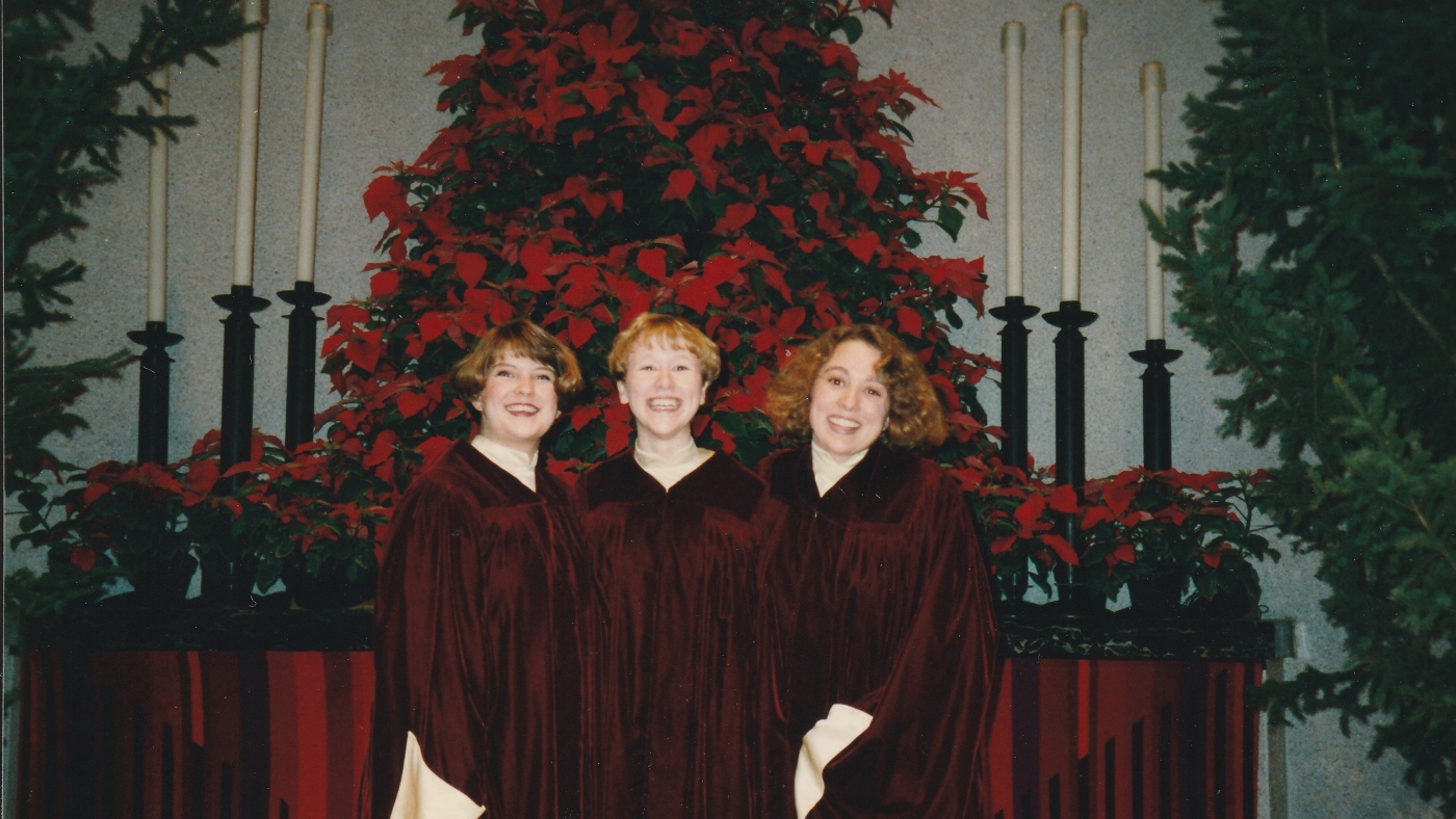 Decades later, Karen de Boer still remembers a kind gesture from her college hallmate