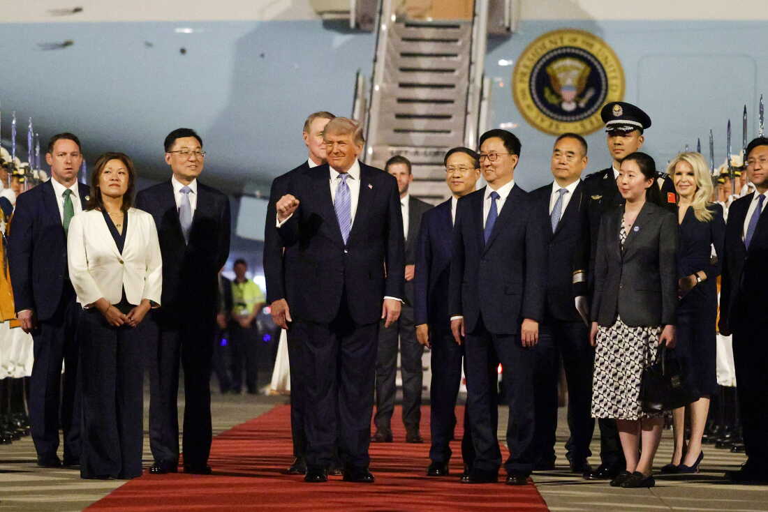Trump and Xi Open High-Stakes Summit in Beijing Amid Global Tensions