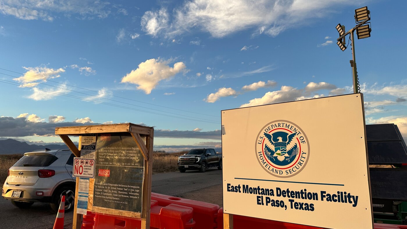 Immigrant detainees sue over ‘horrific’ circumstances at Texas ICE facility : NPR