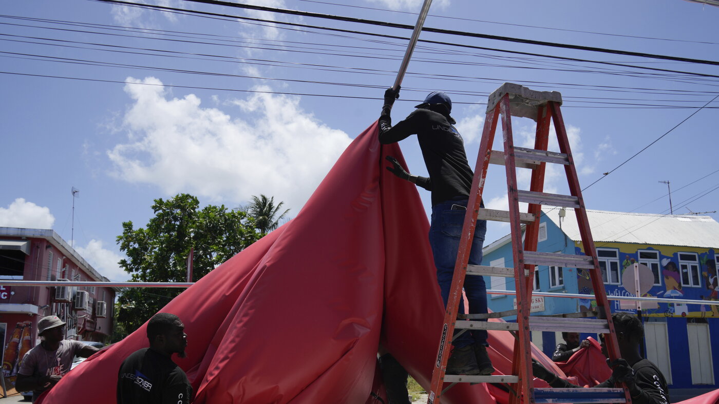 Photos: See the path of destruction from Hurricane Beryl : The Picture ...
