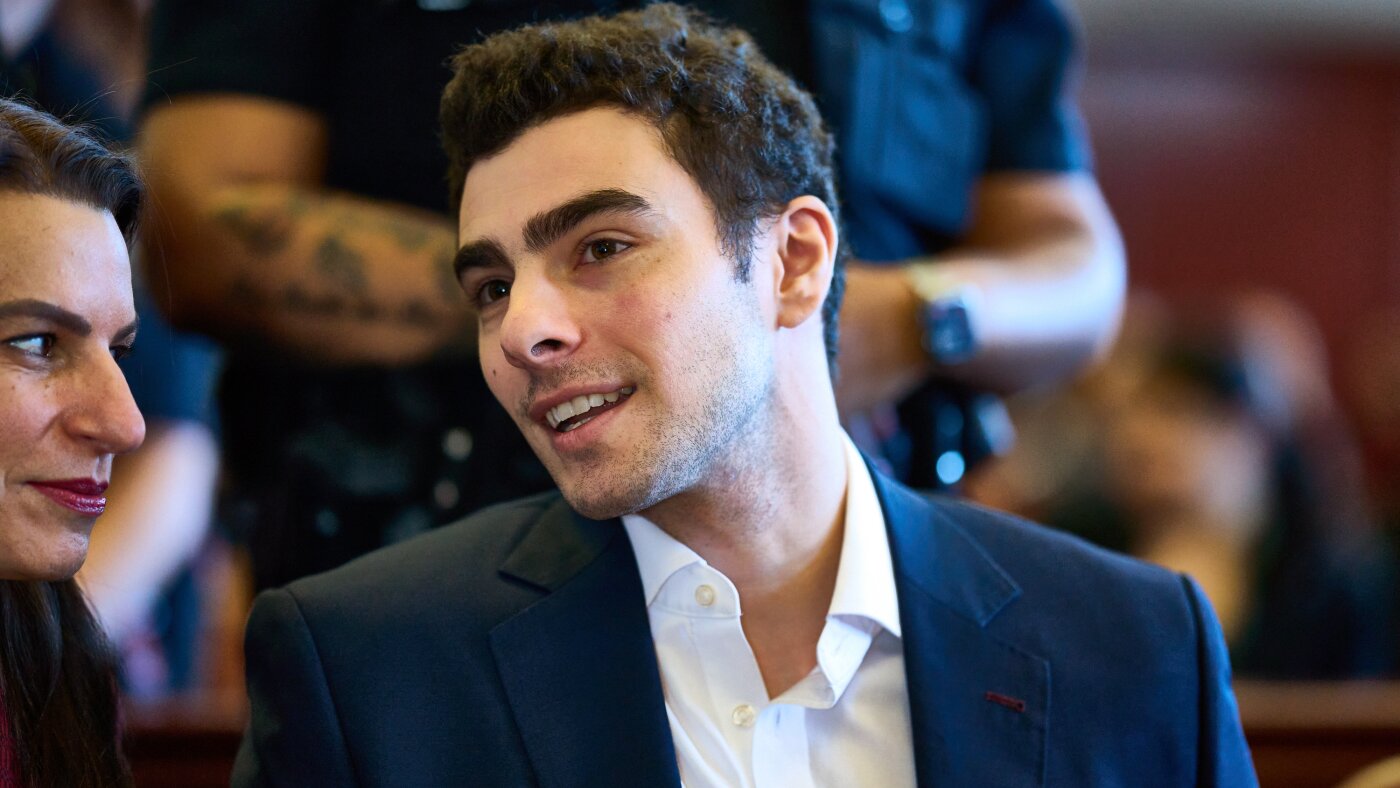 Luigi Mangione loss of life penalty ruling : NPR Luigi Mangione loss of life penalty ruling : NPR