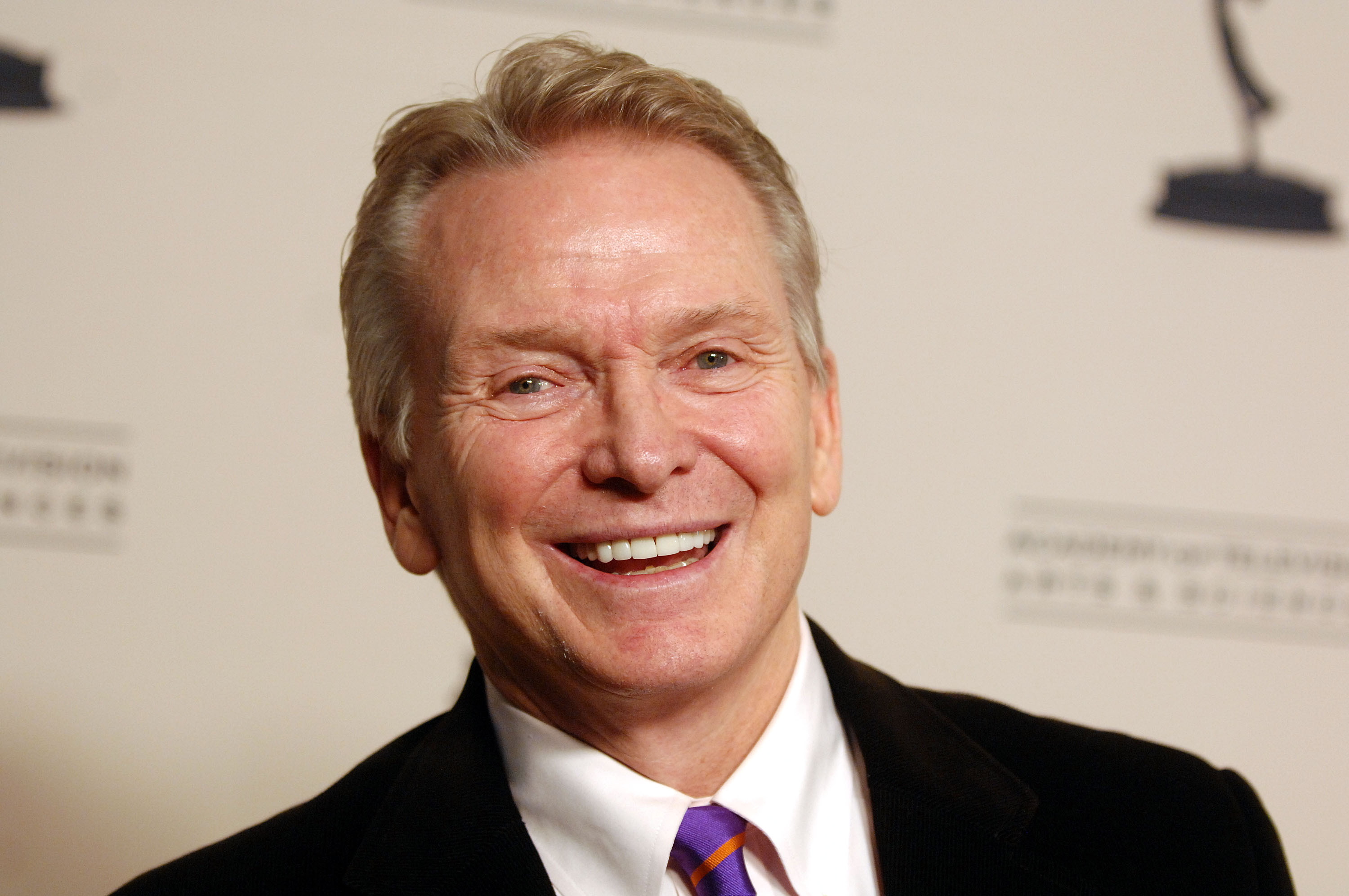 Bob Mackie, Doyen of Dazzle and Designer to the Stars, Dies Aged 87