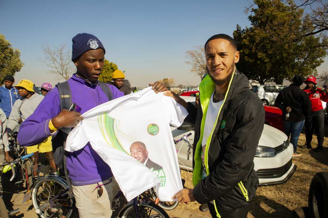 South Africa's convicted sports minister promotes spinning and other car games : NPR