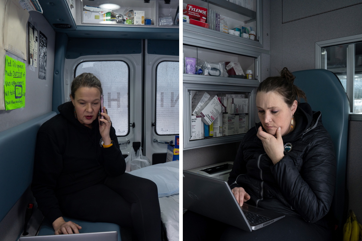 Dr. Sarah Spencer and Case Manager Annette Hubbard discuss various cases between patients. When not seeing patients in the mobile clinic, both spend their time on the phone and computer – following up with patients, connecting them with resources, and fielding questions.