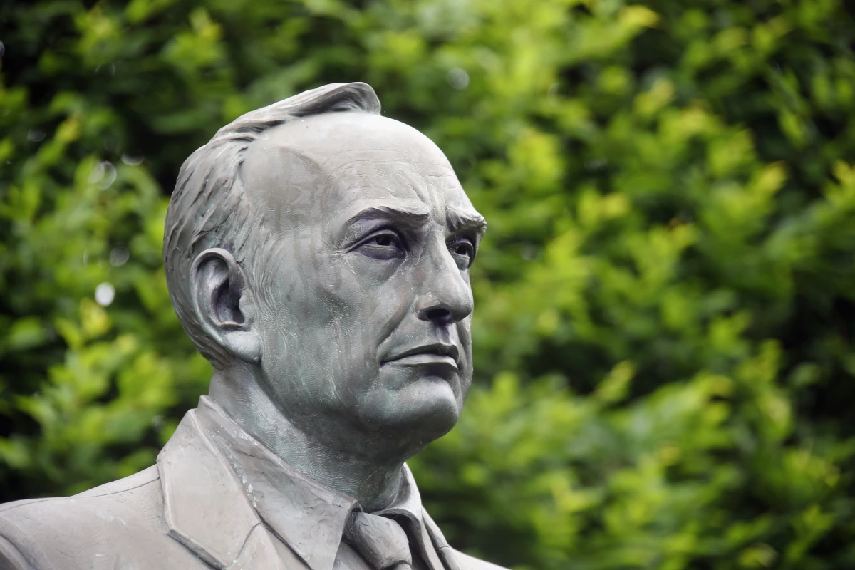 A statue of Robert Moses in Babylon, New York in 2020.