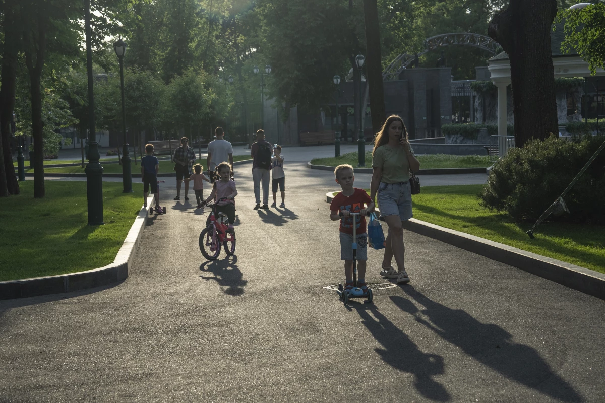 People in the Shevchenko City Garden in Kharkiv, Ukraine, on May 31.