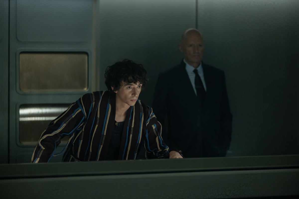 Samuel Blenkin as Boy Kavalier, Adrian Edmondson as Atom Eins.