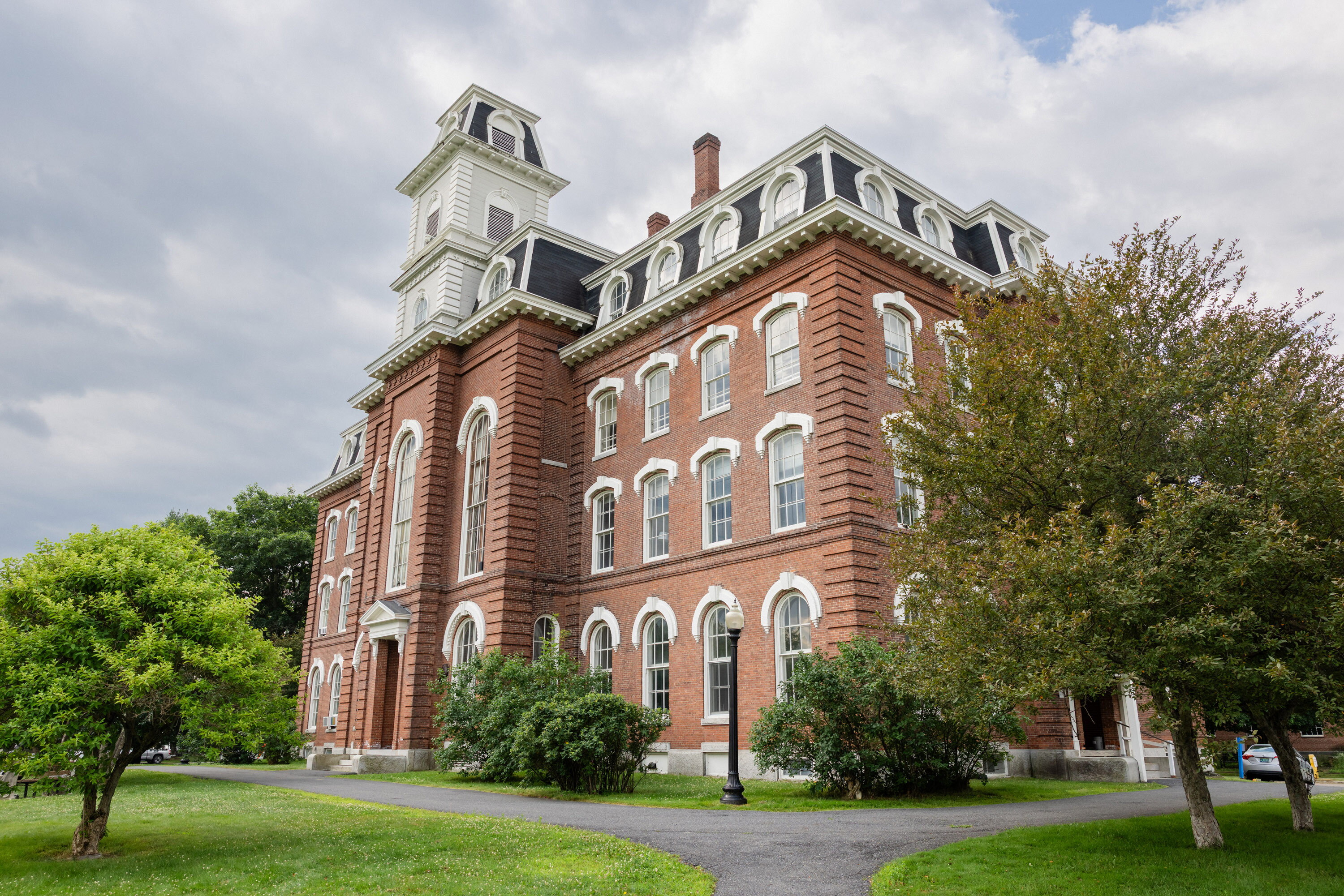 A makeover for college: No gym, no meal plan and two years of work
