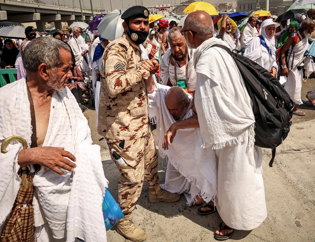1,300 people died in heat-stricken Hajj : NPR