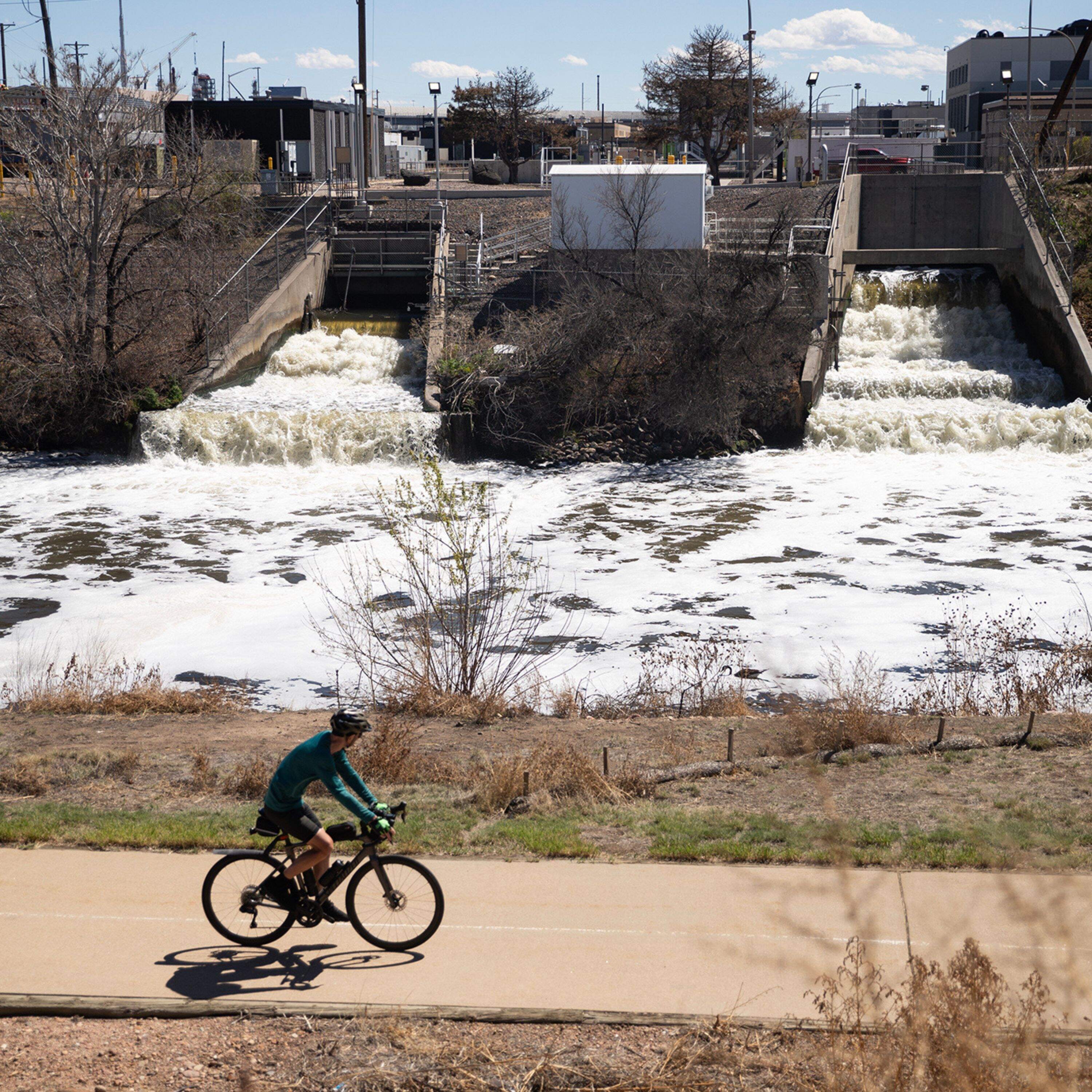 Trump is rolling back climate solutions. What can cities and states do? Episode cover