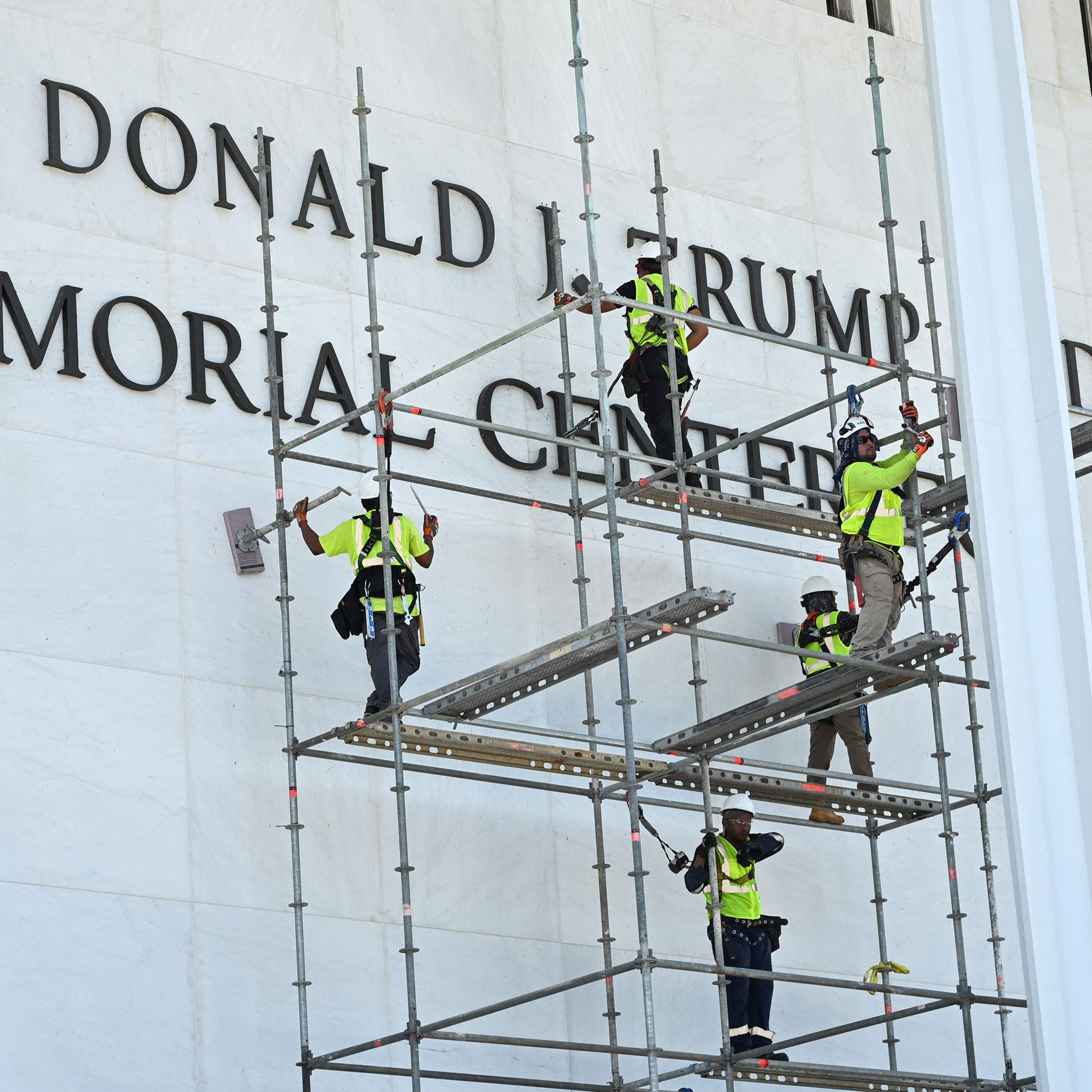 'If You Can Keep It': Donald Trump’s Washington episode artwork