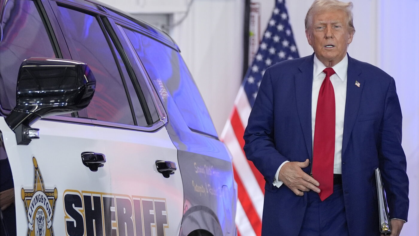 Trump aims to strengthen police protections : NPR