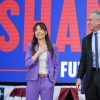 ニコール・シャナハンは、3月26日の選挙イベントで、大統領候補のロバート・F・ケネディ・ジュニアが彼女を副大統領候補として発表した後、ステージに登場した。