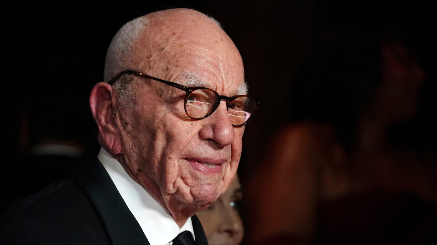 Judge orders Fox to hand over hundreds of documents in shareholders' case