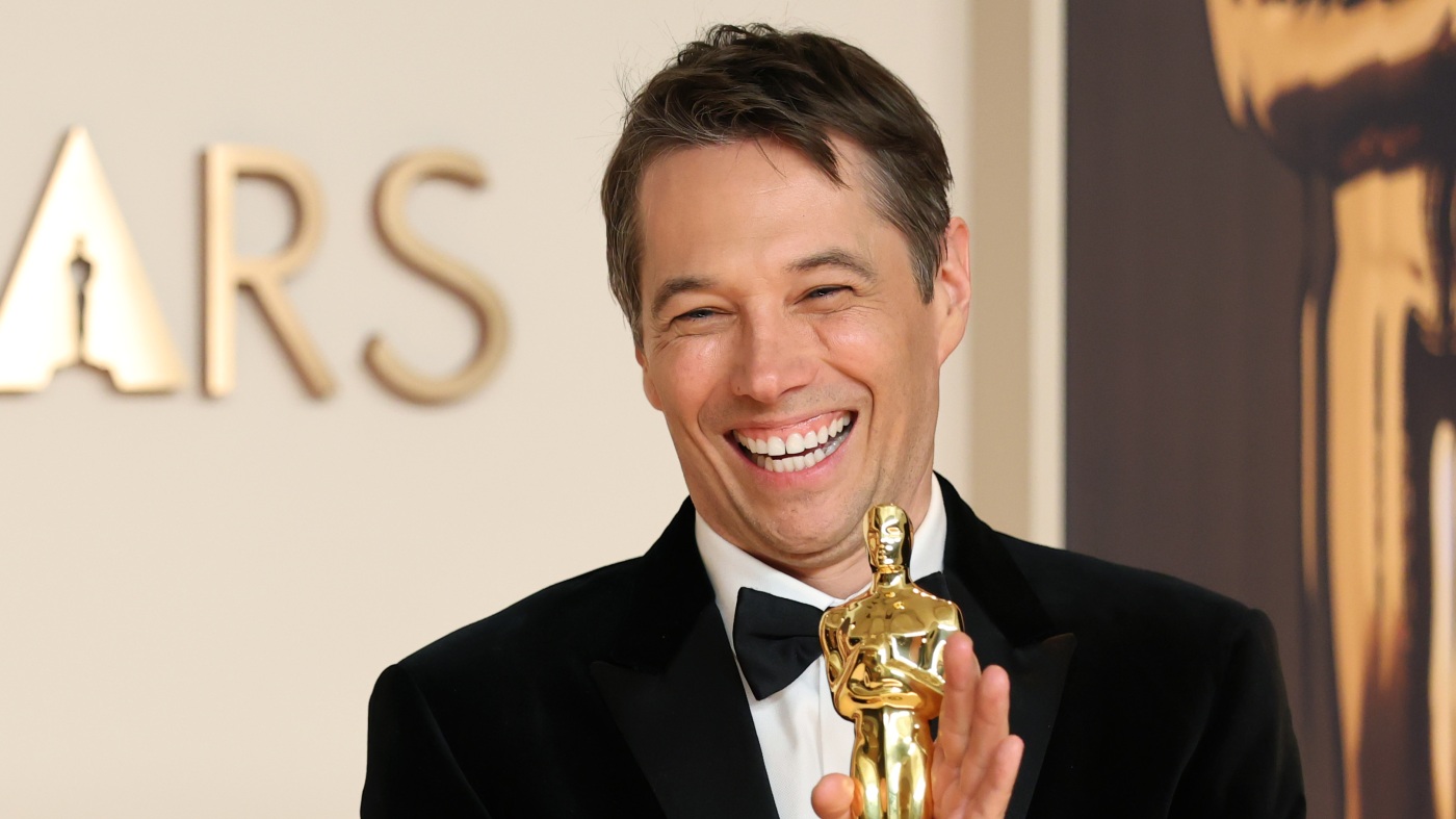 Sean Baker gewinnt Oscars für das Drehbuch, den Schnitt und die Regie von ...