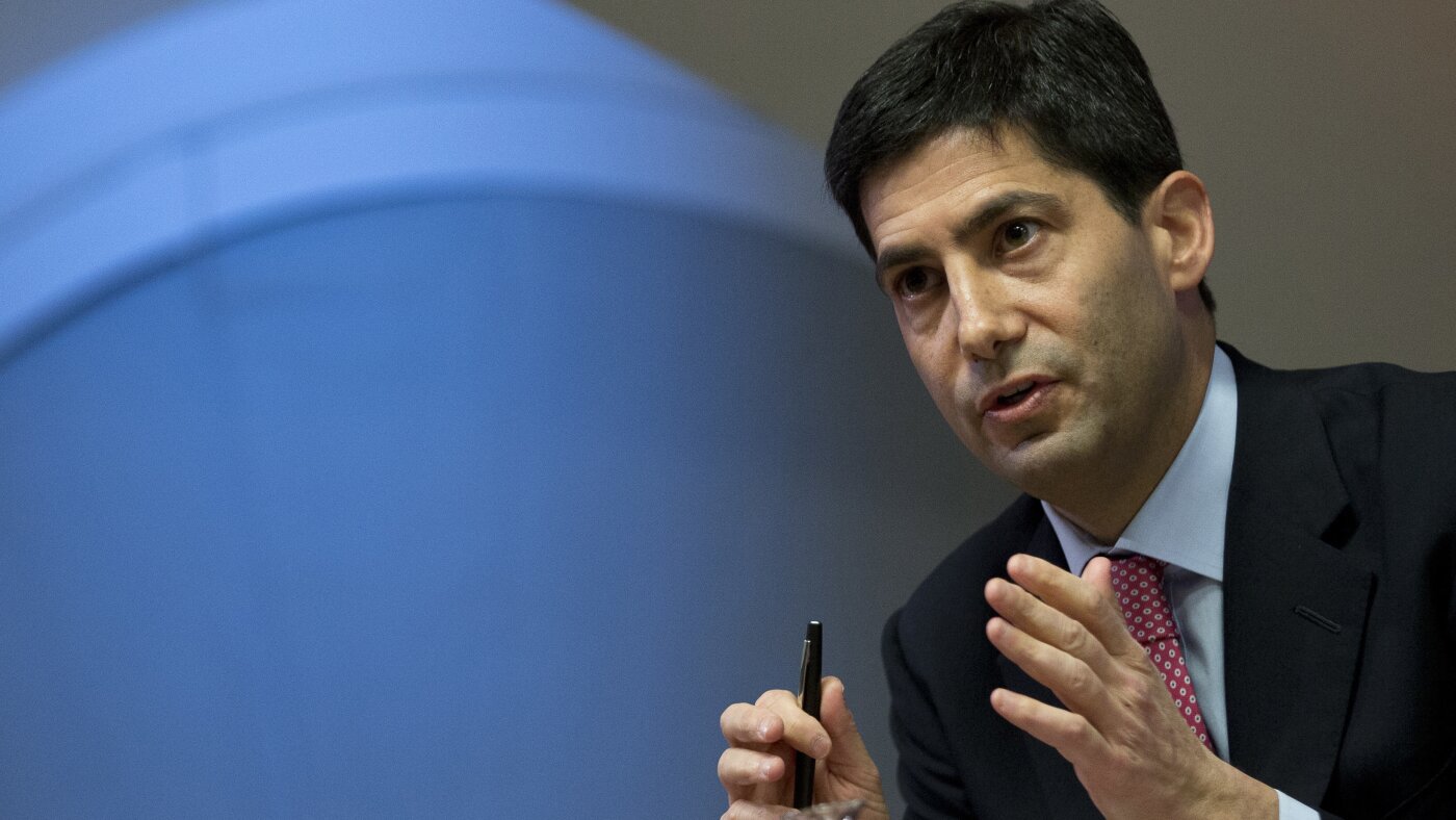 Trump picks Kevin Warsh to steer the Federal Reserve : NPR