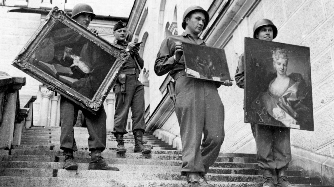An AI chatbot is joining the search for art looted by the Nazis 