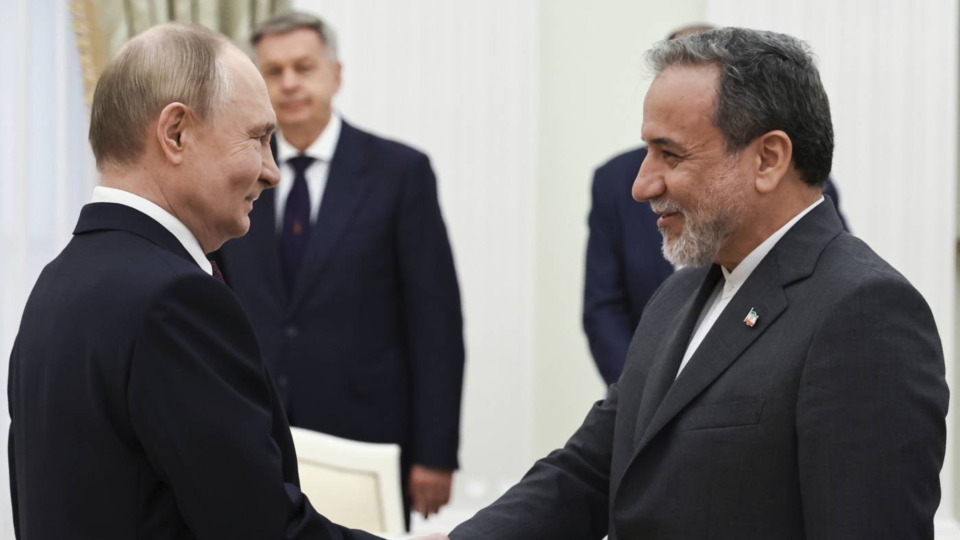 Israel strikes Iran’s Fordo site, as Russia backs Tehran in conflict : NPR