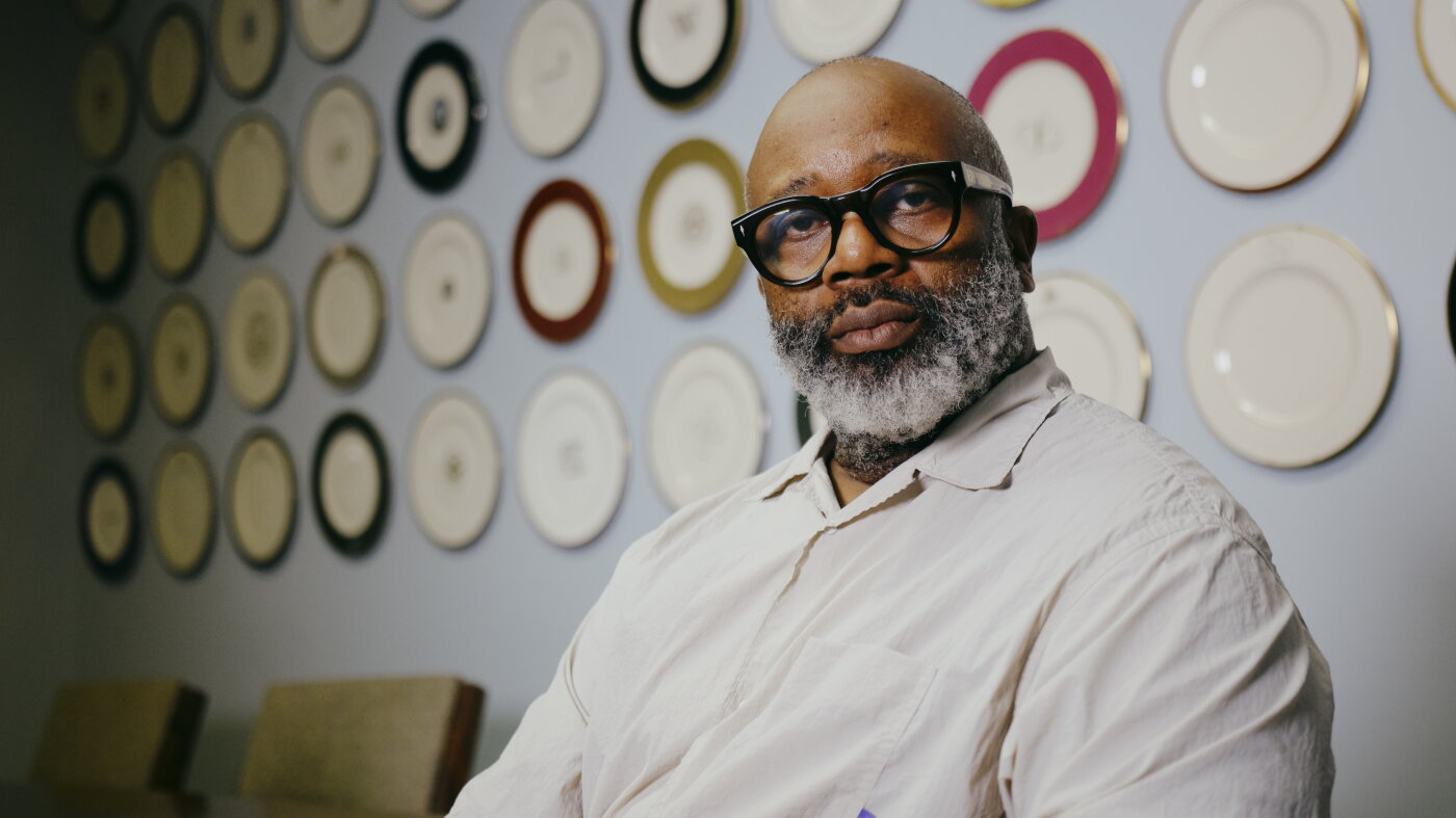 Theaster Gates bets on fine china