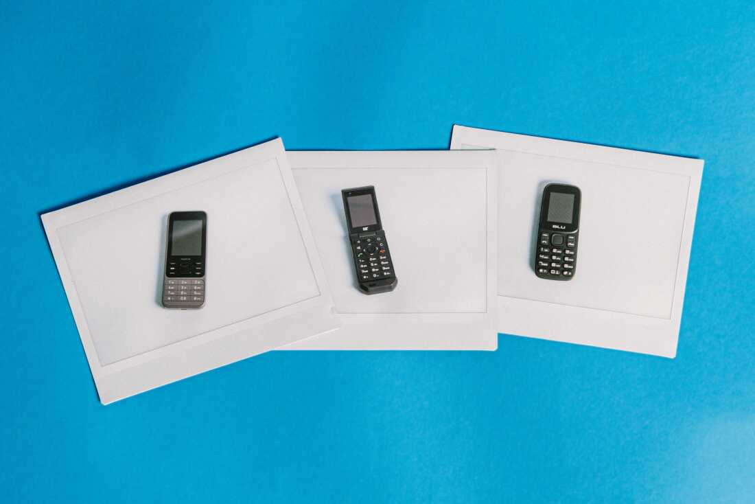 How to switch from a smartphone to a basic phone : NPR