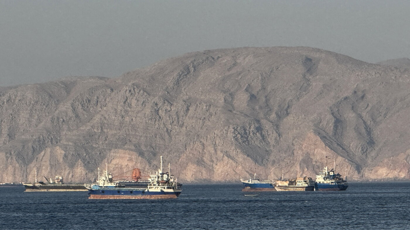 Iran set to unveil temporary Hormuz shipping lane deal to Gulf nations on Monday; talks proceed without U.S. as regional conflict broadens