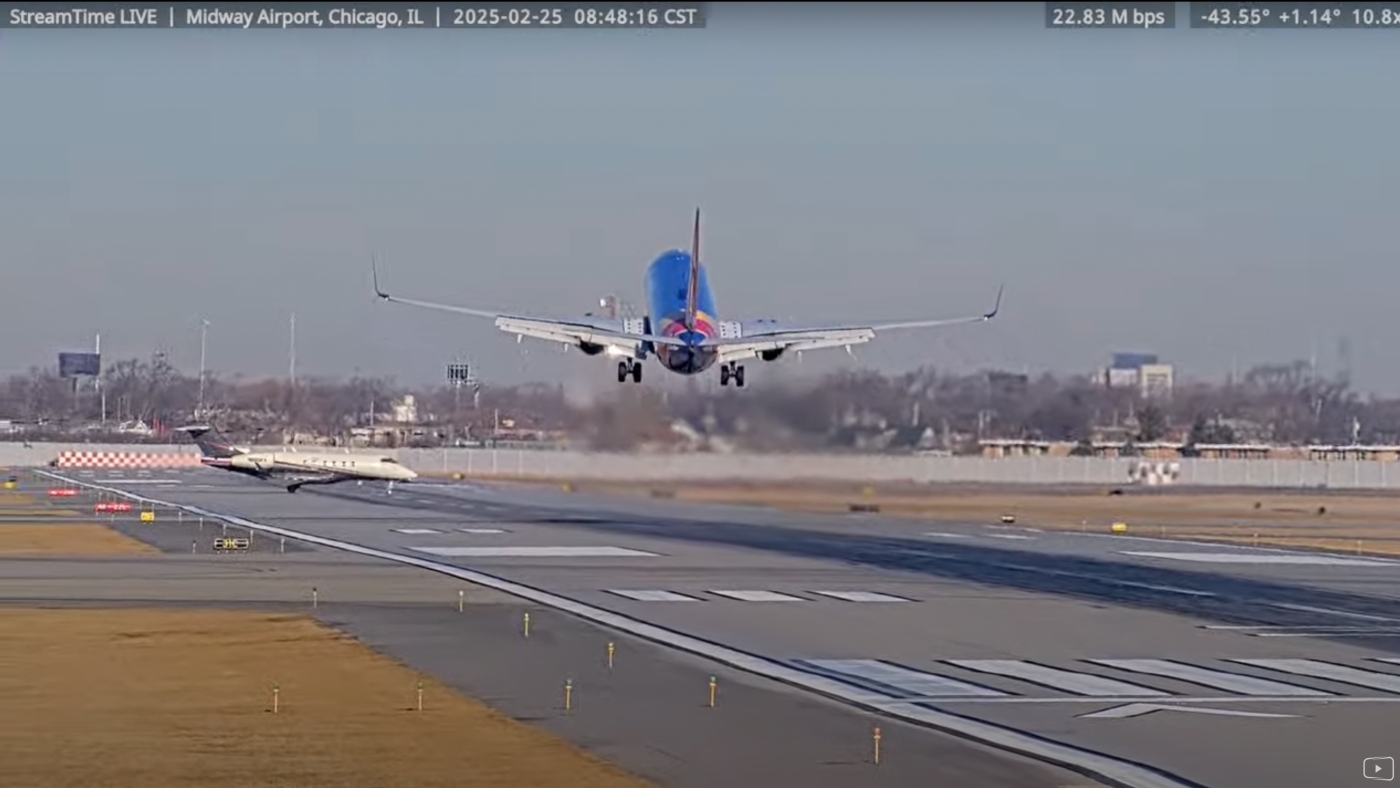 Southwest 737 and small business jet have 'near collision' at Chicago Midway Airport