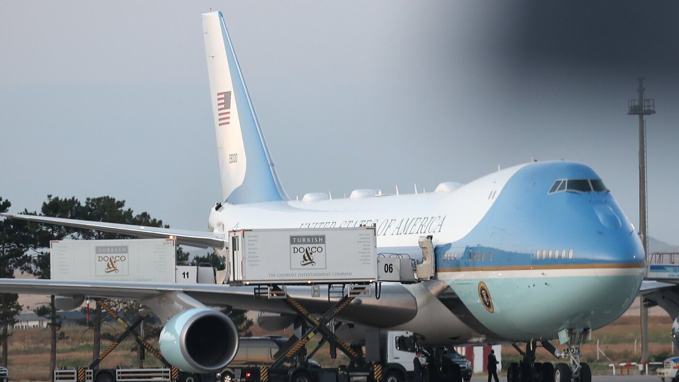 Report Details Secret Departure of President Trump from Turkey Following NATO Summit
