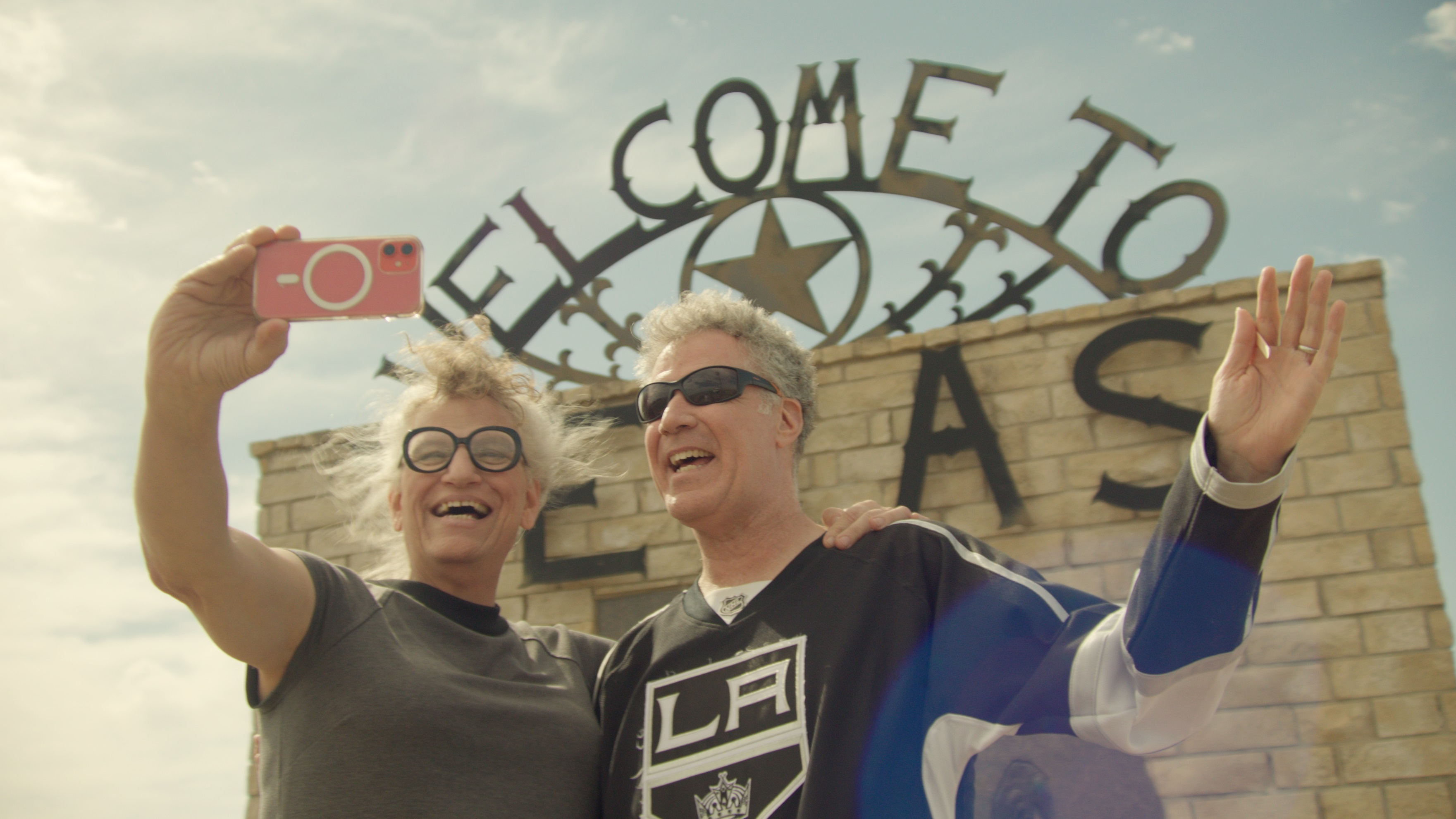 Harper Steele and Will Ferrell roadtrip from New York to California in <em>Will & Harper.</em>