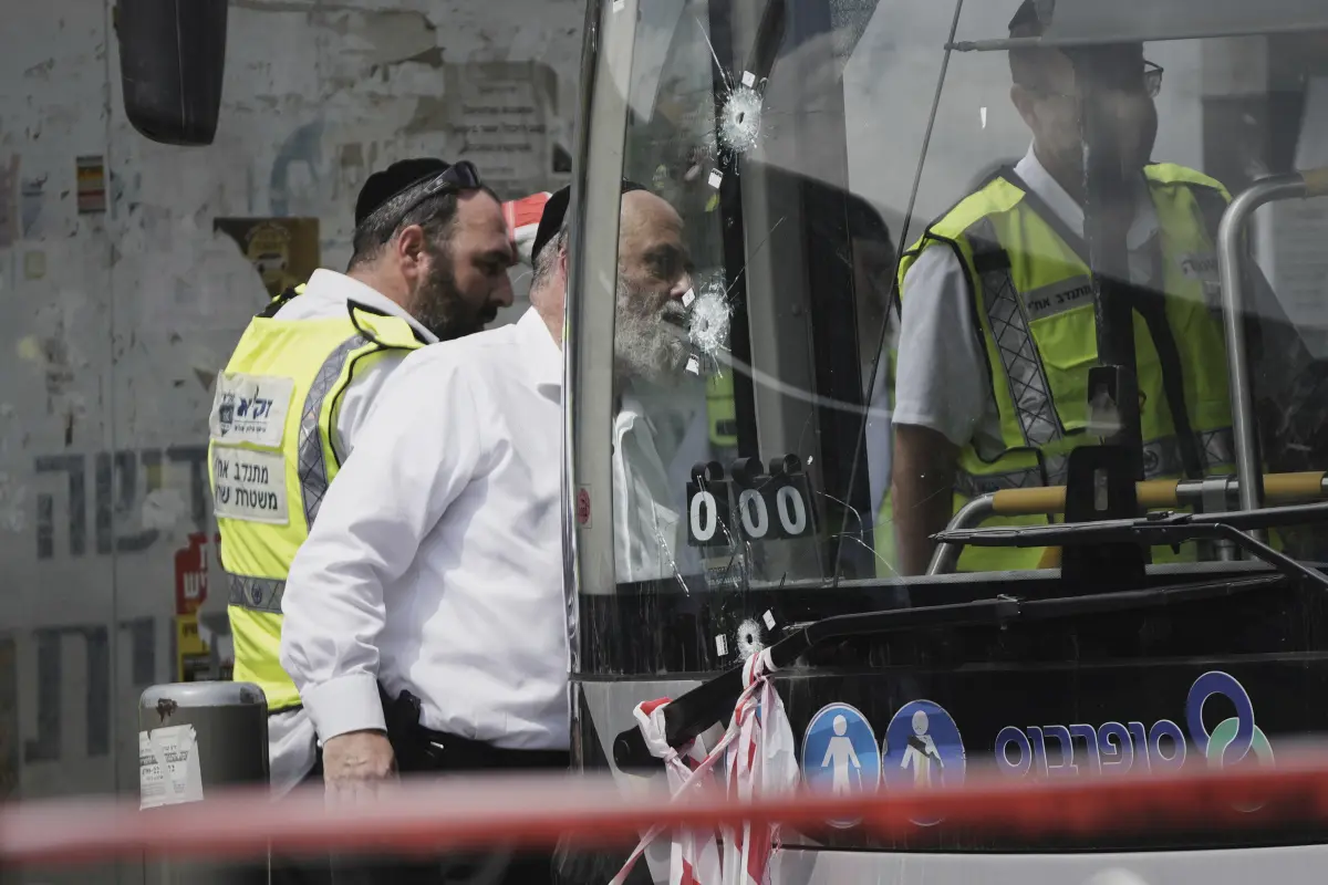 Palestinian gunmen kill 6 people in attack on Jerusalem bus stop | NPR ...