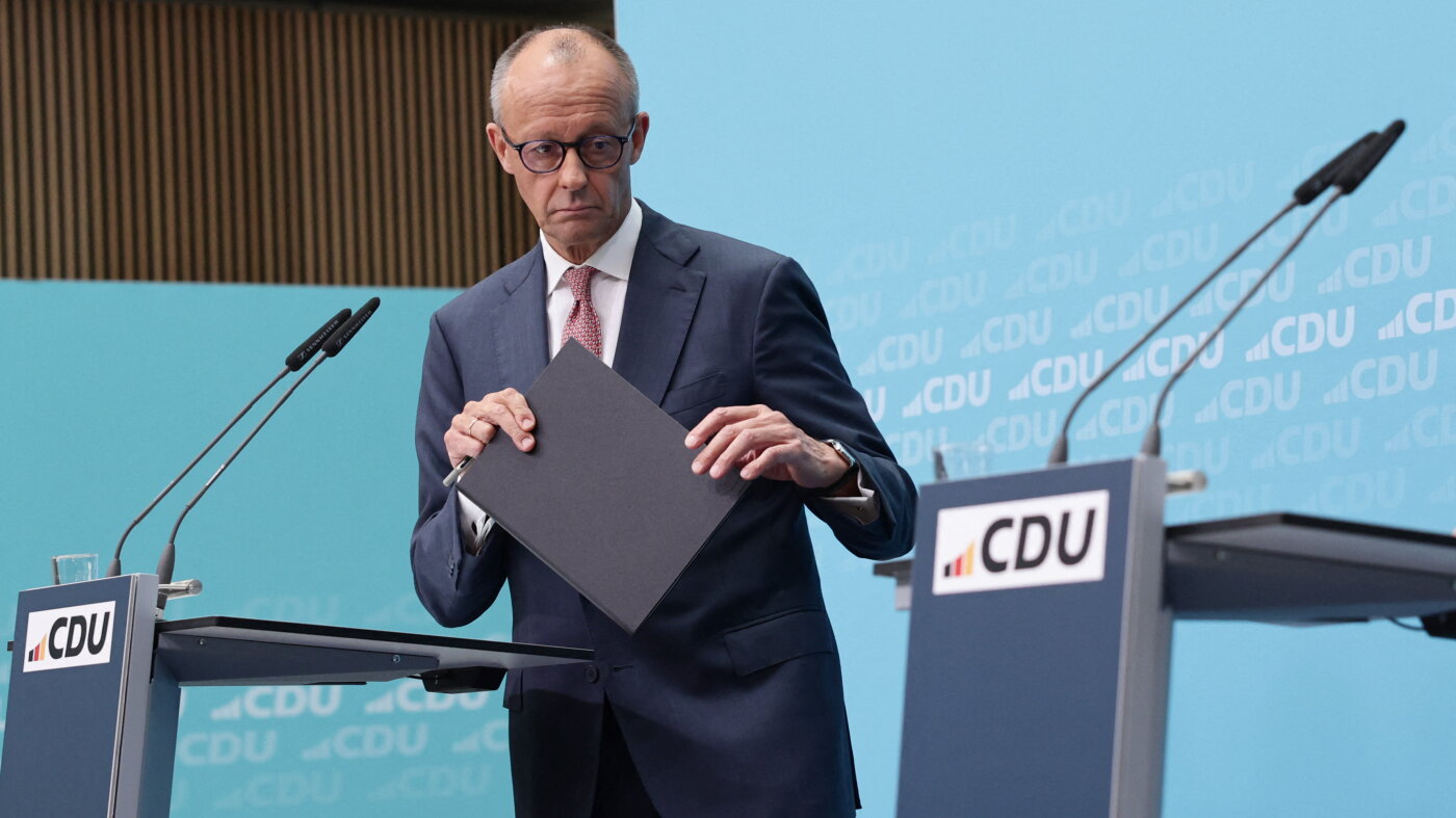 Germany’s political center fights for relevance : NPR Germany’s political center fights for relevance : NPR