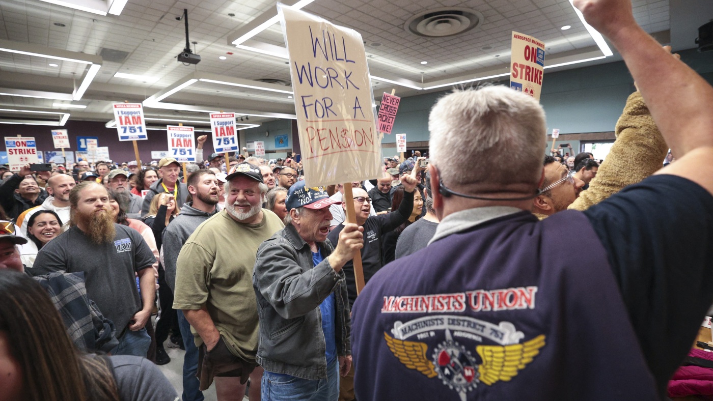 Boeing union is set to vote on a new contract deal, possibly ending strike Boeing union is set to vote on a new contract deal, possibly ending strike