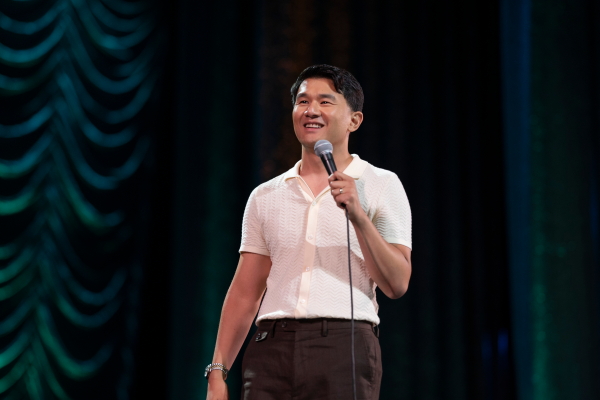 Ronny Chieng: Love To Hate It