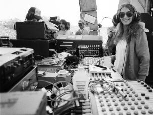 Betty Cantor-Jackson, a sound engineer with the Grateful Dead, poses at Santa Barbara Stadium on June 4, 1978.